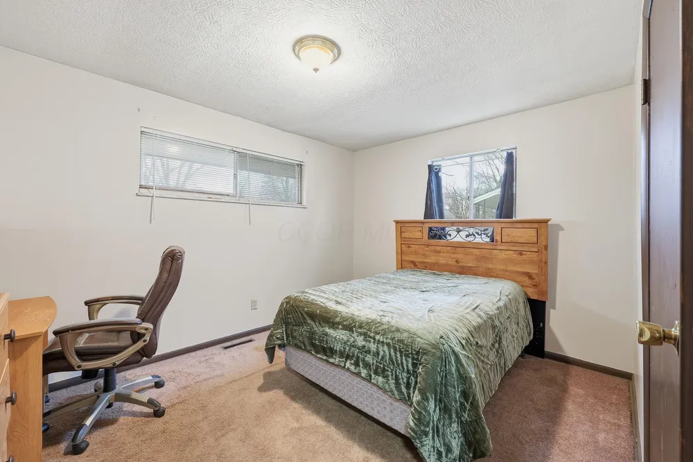 3608 Bolton Ave, Columbus, OH 43227