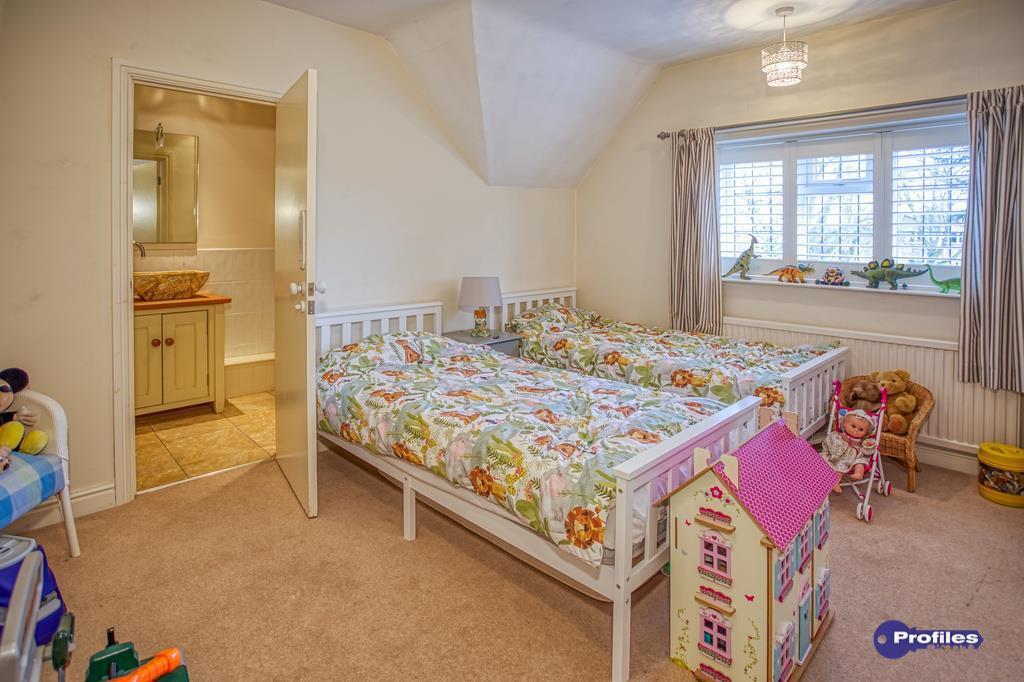 Rugby Road, Burbage, Hinckley Image 38