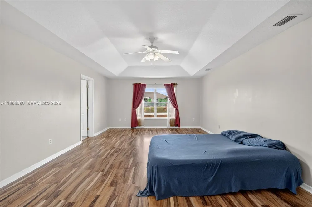 6762 NW Daffodil Ln, Port St Lucie, FL 34983