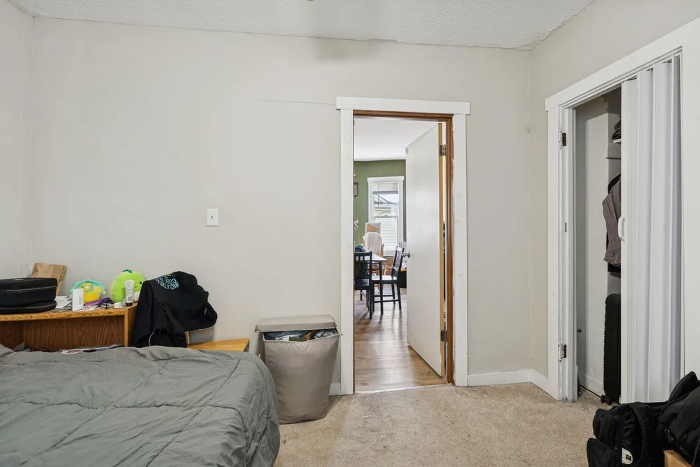 694 Central Ave W, Saint Paul, MN 55104