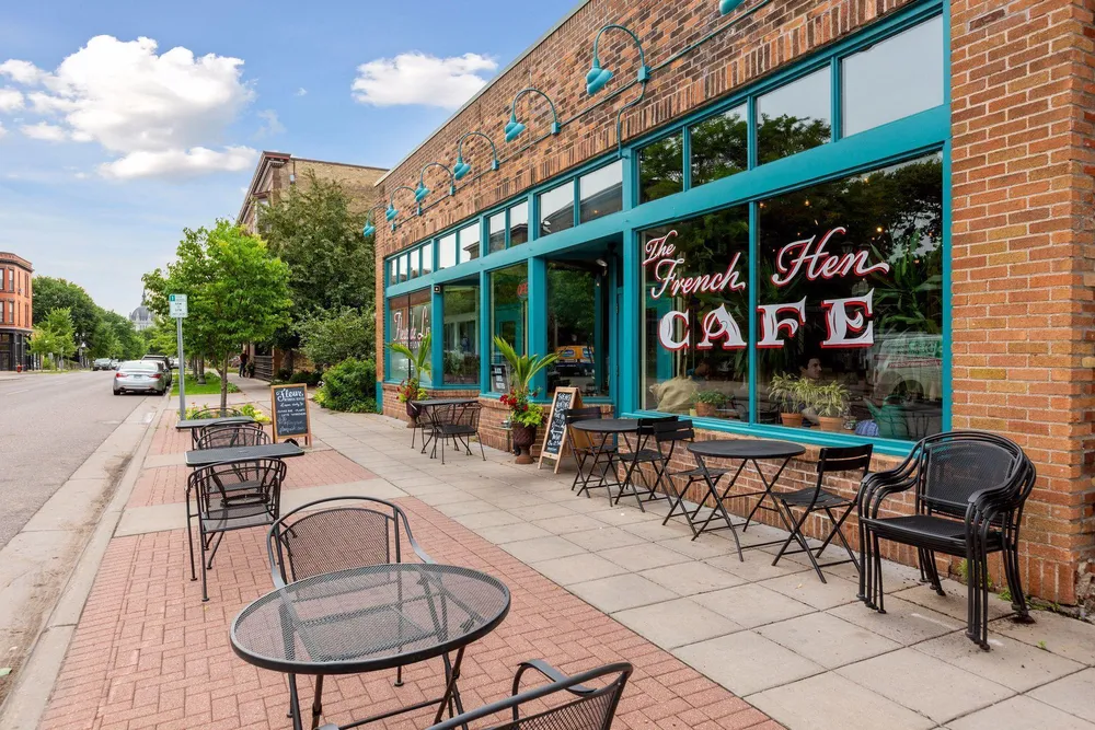 694 Central Ave W, Saint Paul, MN 55104