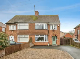 Caister Road, Great Yarmouth thumb 2
