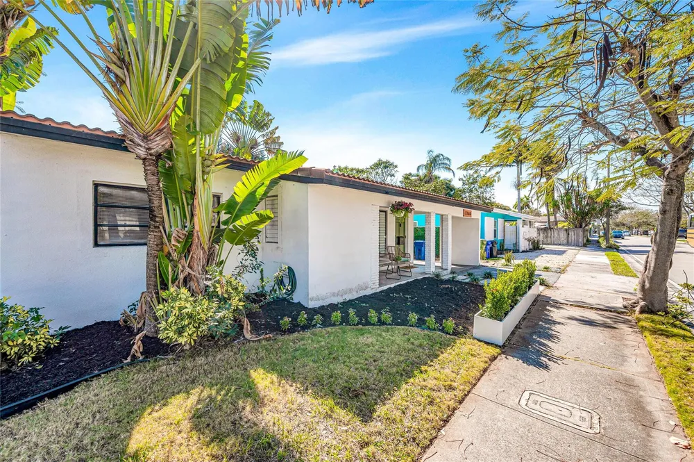 1760 NE 13th St, Fort Lauderdale, FL 33304