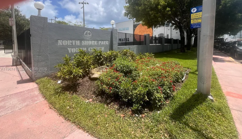 7207 Bay Dr, Miami Beach, FL 33141