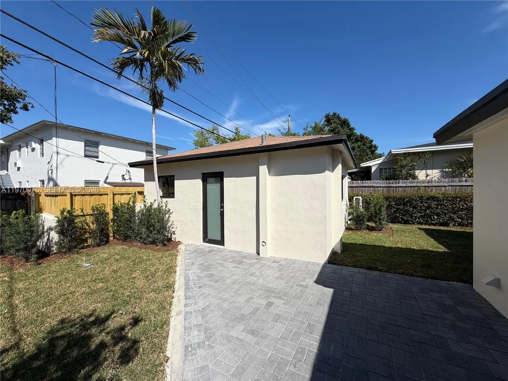 2385 SW 22nd Terrace, Miami, FL 33145