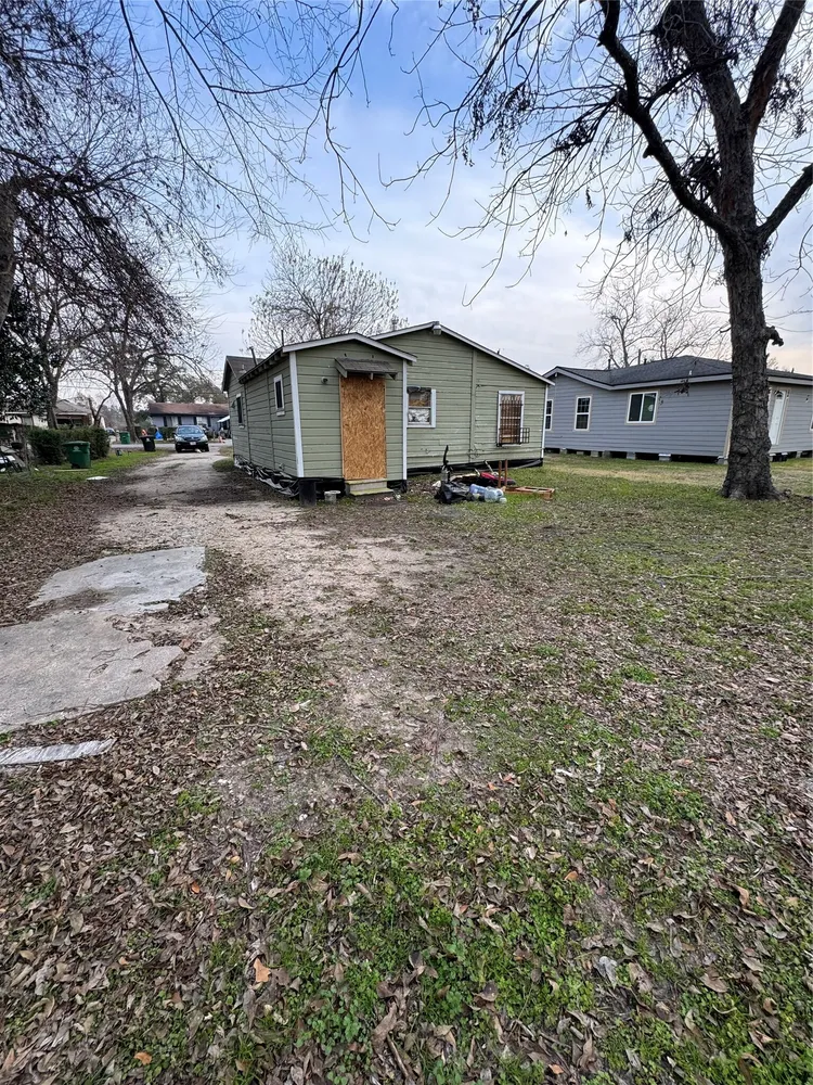 4710 Antha St, Houston, TX 77016