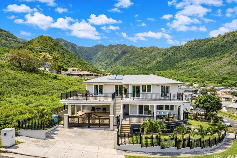 597 Papahehi Pl, Honolulu, HI 96821