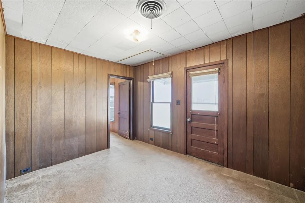 901 S Old Robinson Rd, Robinson, TX 76706