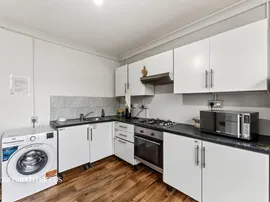 Manship Road, Mitcham thumb 2
