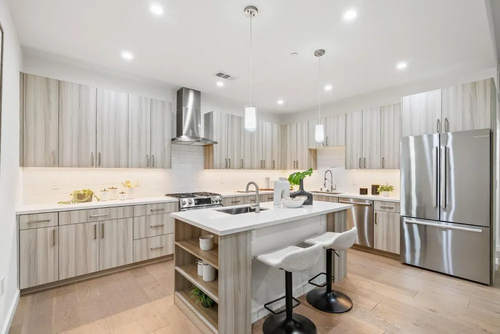 922 Woodside Rd, Redwood City, CA 94061