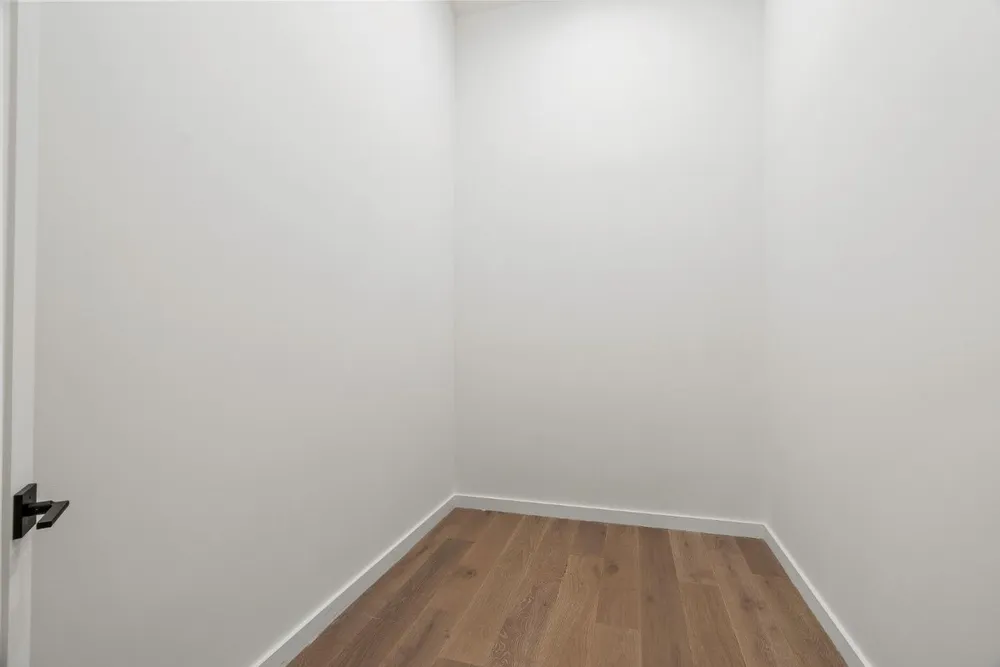 922 Woodside Rd, Redwood City, CA 94061
