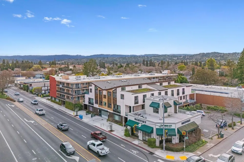 922 Woodside Rd, Redwood City, CA 94061