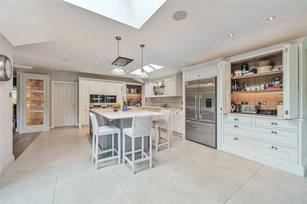 Dukes Wood Drive, Gerrards Cross, SL9