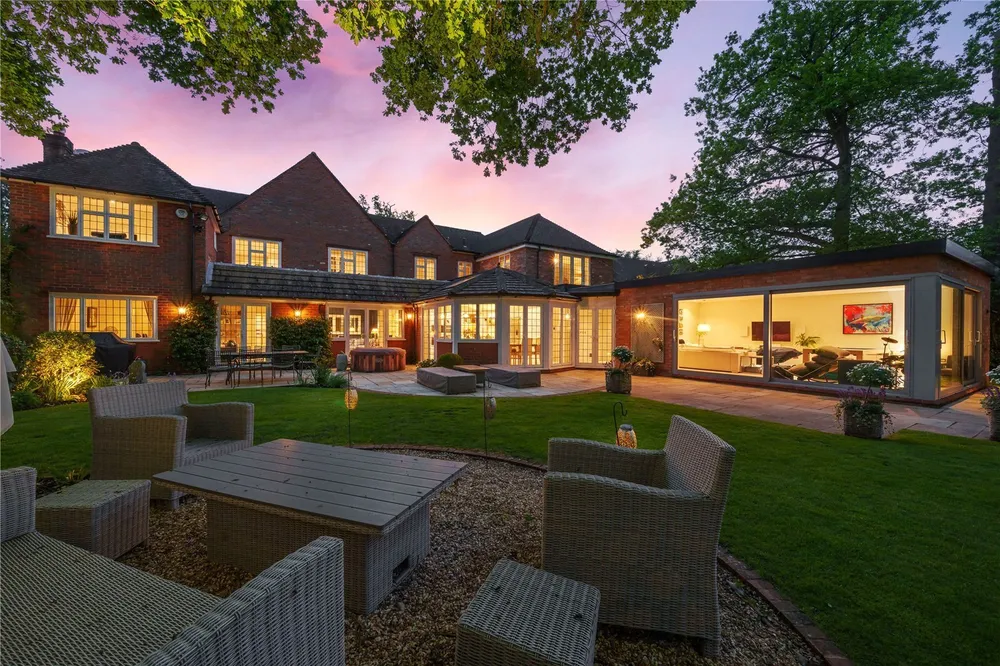 Dukes Wood Drive, Gerrards Cross, SL9