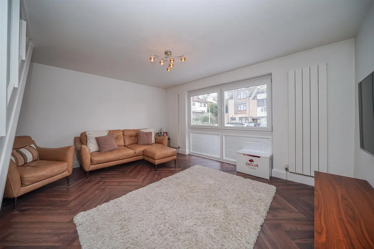 Garland Close, Old Town, Hemel Hempstead, Hertfordshire, HP2 5HU