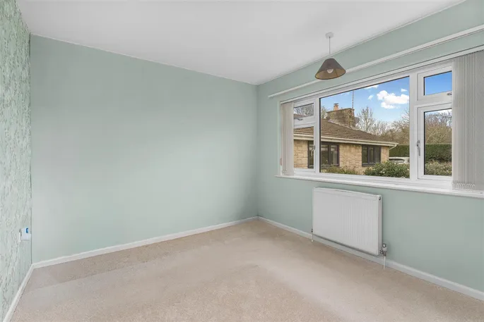 Property carousel image 10