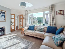 Harrowgate Drive, Birstall, LEICESTER thumb 2