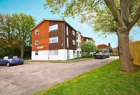 Court Farm Road, Hove