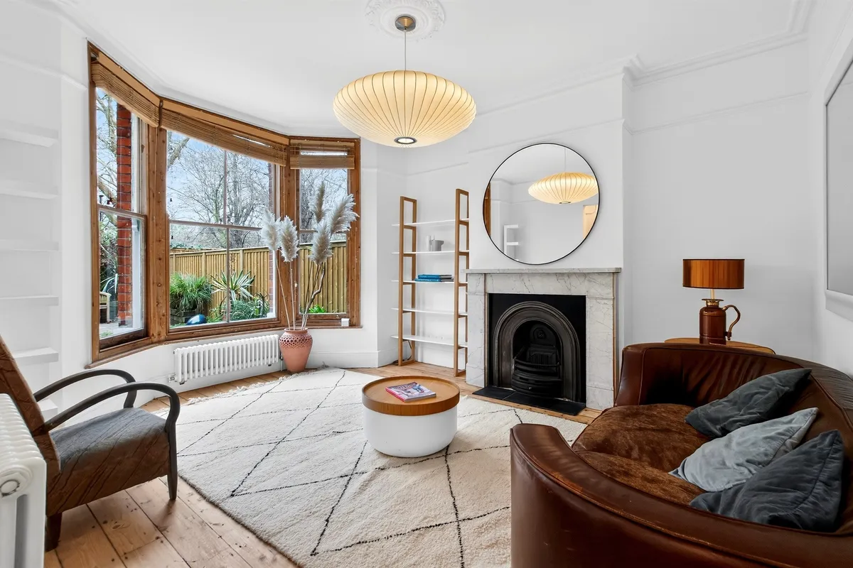 Newton Avenue, London