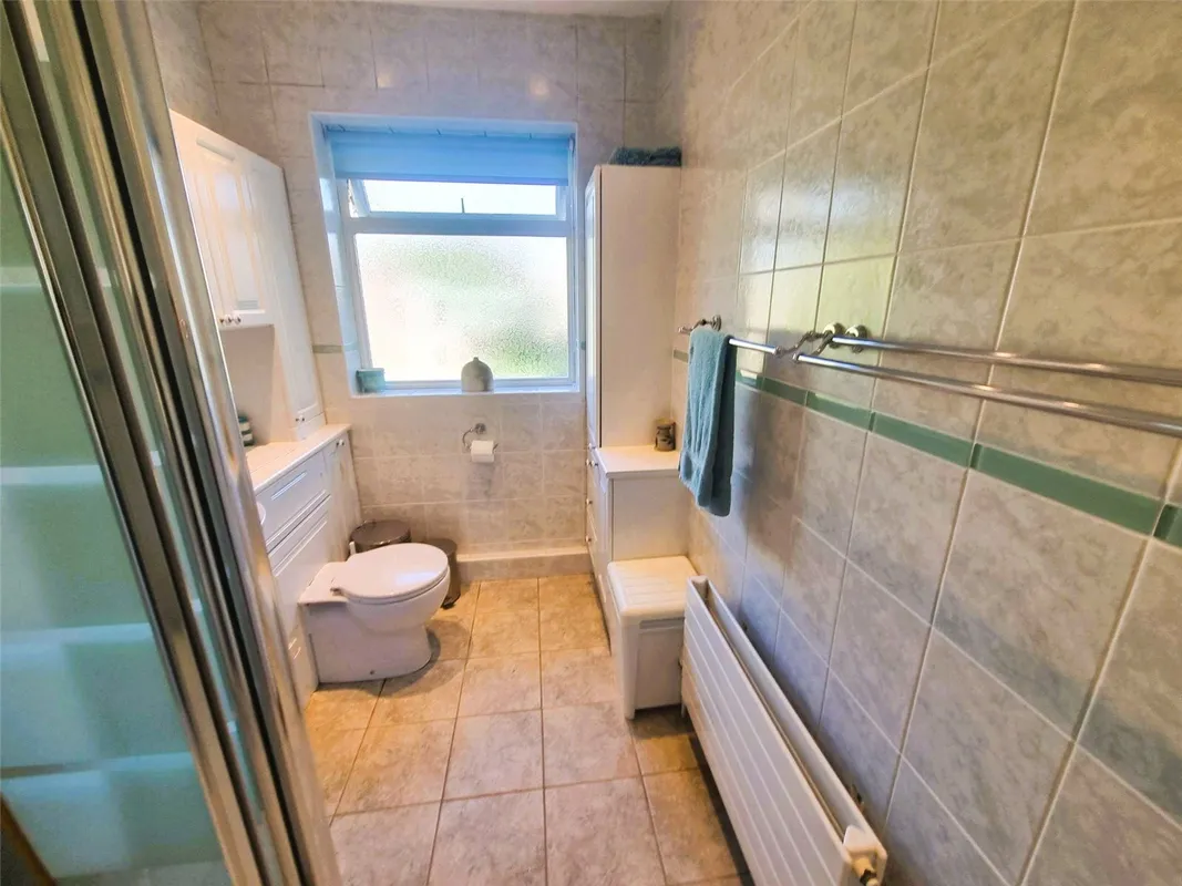 Warwick Close, Rayleigh, Essex, SS6