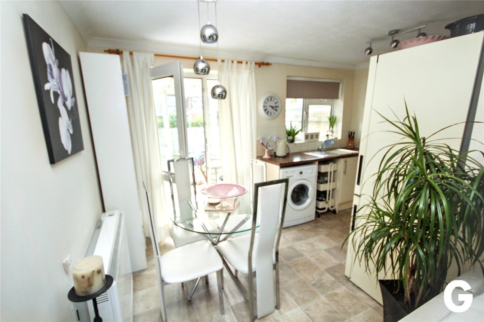 Willow Drive, Ringwood, Hampshire, BH24 Image 4