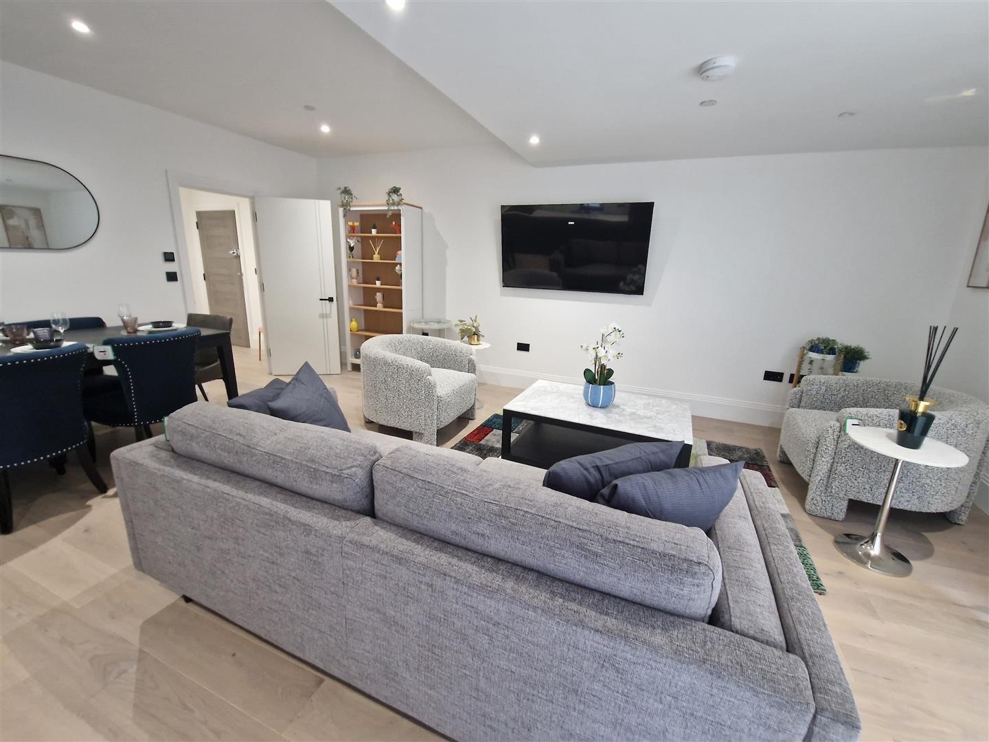 351a Rotherhithe Street, London Image 4