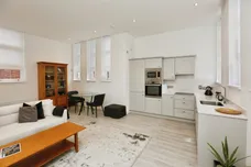Huxley Way, Gosport
