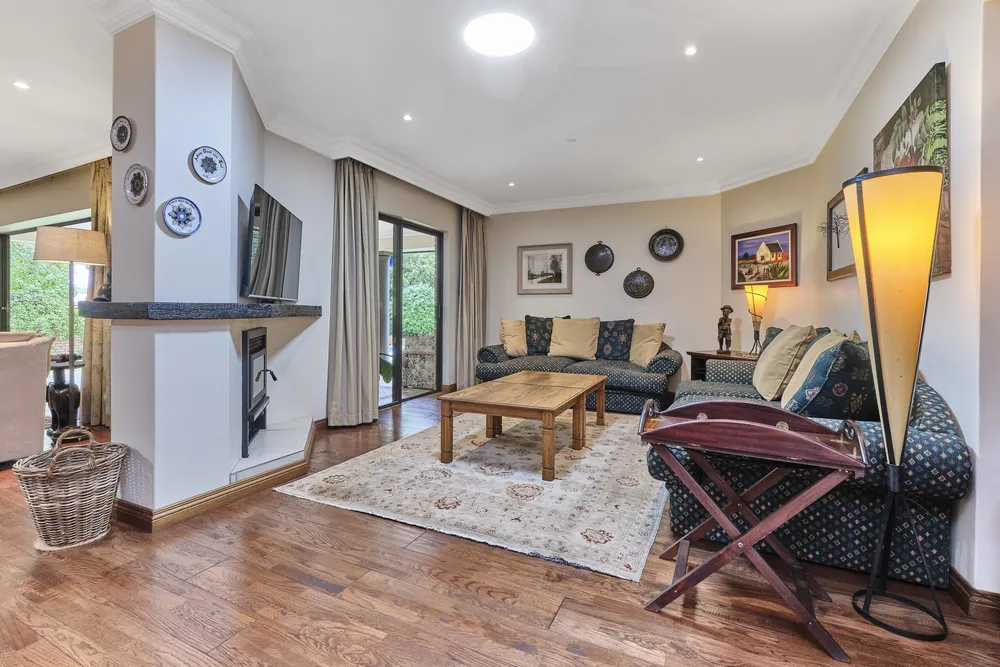 South Africa, Gauteng, Eagle Canyon Golf Estate, Monarch Lane, 35