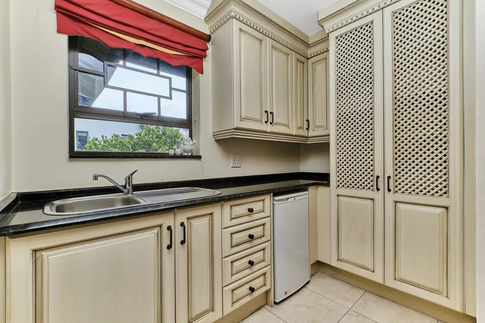 South Africa, Gauteng, Eagle Canyon Golf Estate, Monarch Lane, 35