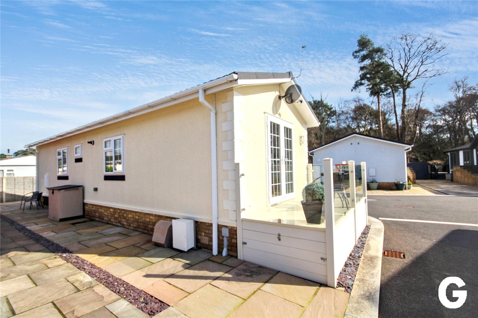 Pinehurst Park, West Moors, Ferndown, Dorset, BH22 Image 2