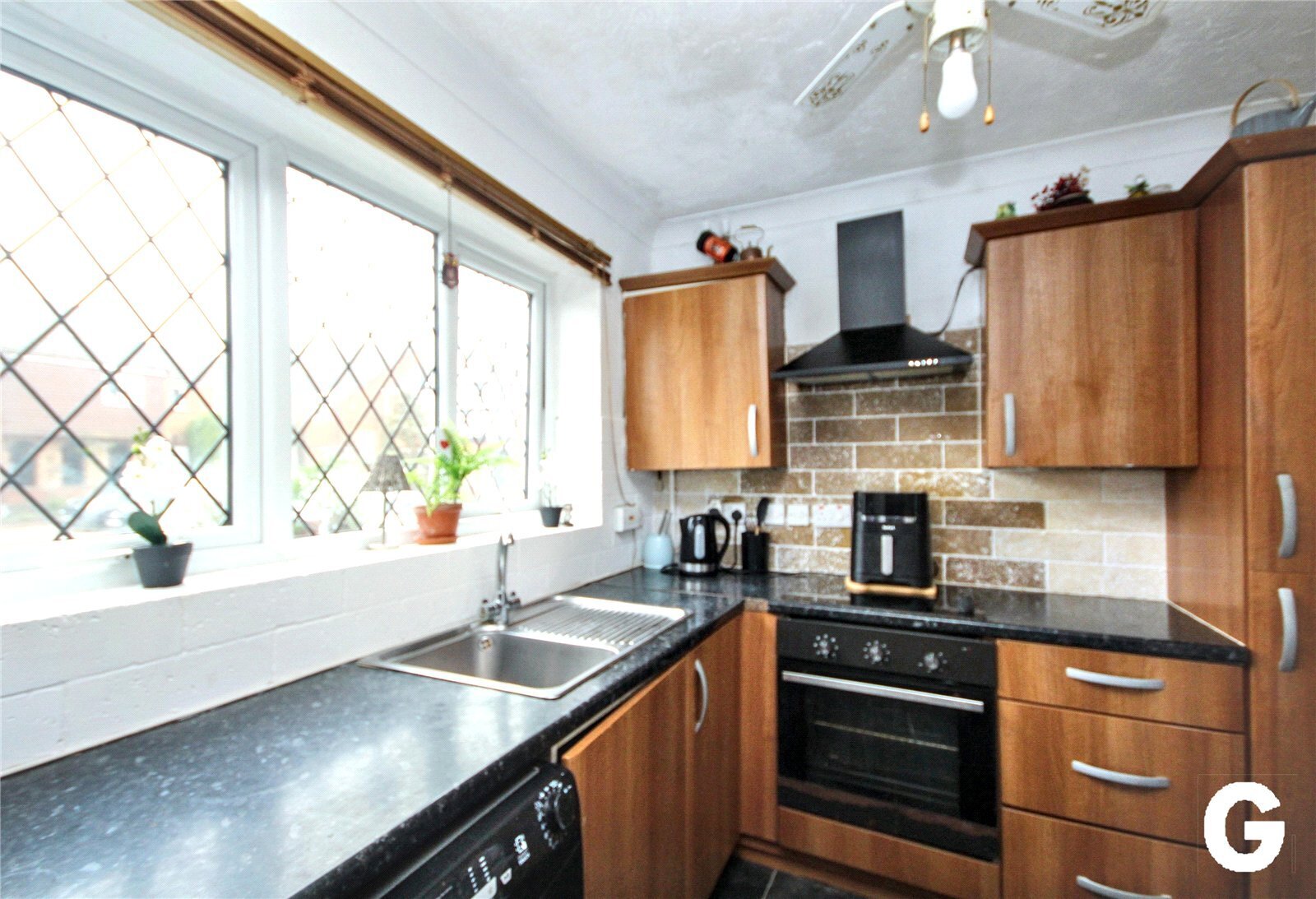 Lin Brook Drive, Ringwood, Hampshire, BH24 Image 5
