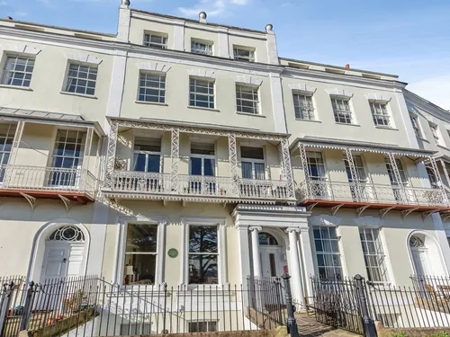 Royal York Crescent, Bristolphoto