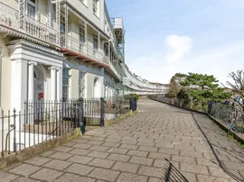 Royal York Crescent, Bristol thumb 2