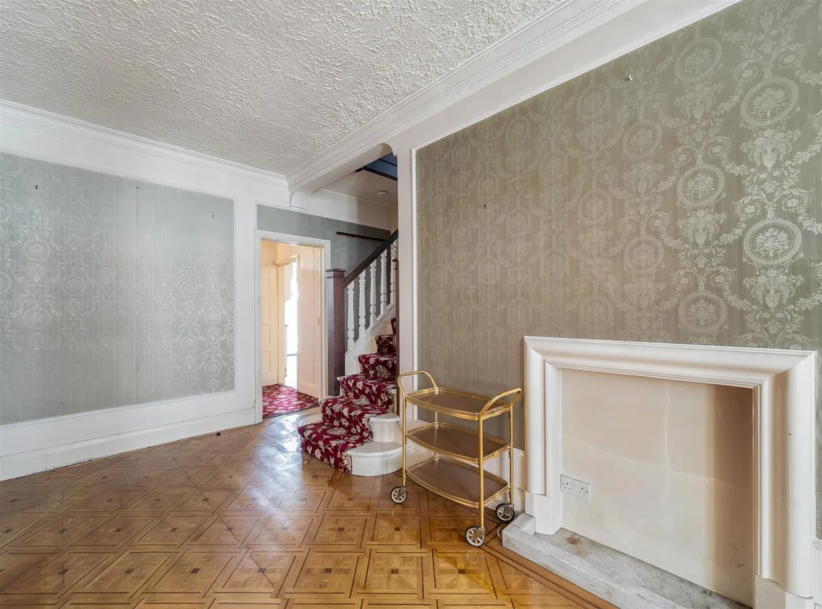 Donnington Road, London NW10