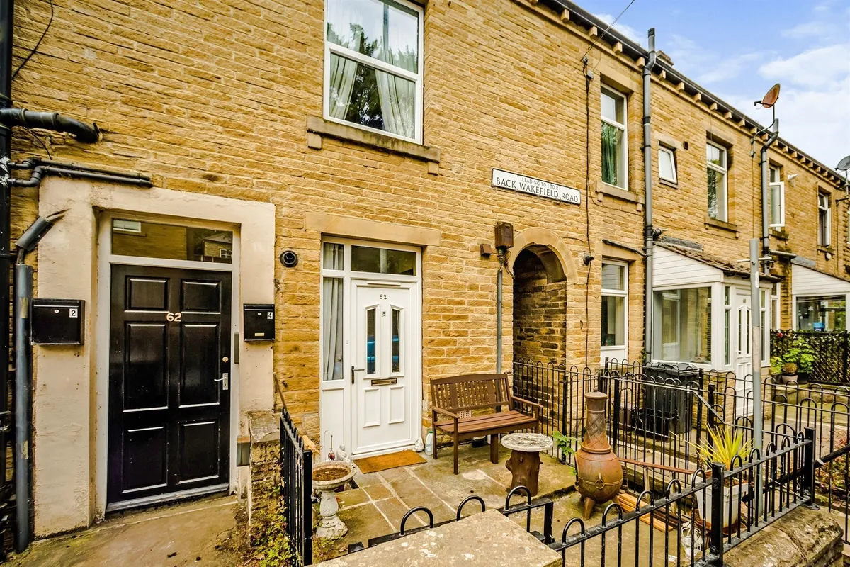 Wakefield Road, SOWERBY BRIDGE