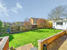 Runham Road, Hemel Hempstead thumb 2