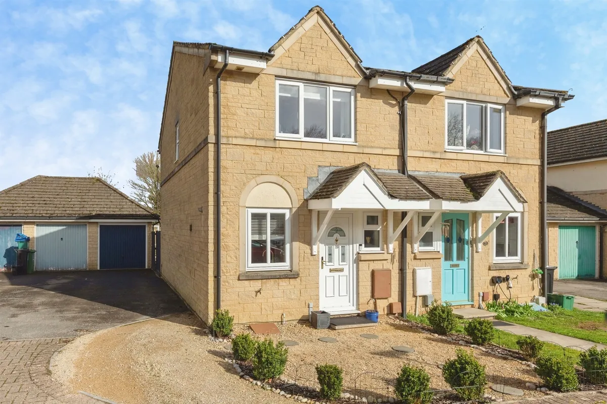 Meadow Drive, Bath