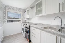 Fouracres, 127 Holden Road, Woodside Park