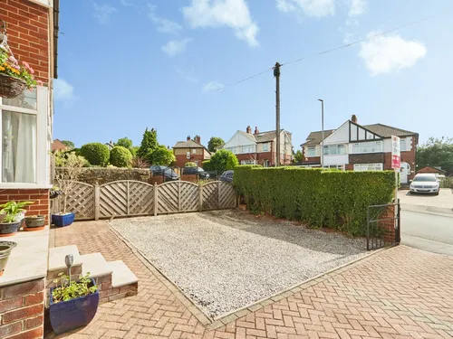 Calverley Lane, Leedsphoto