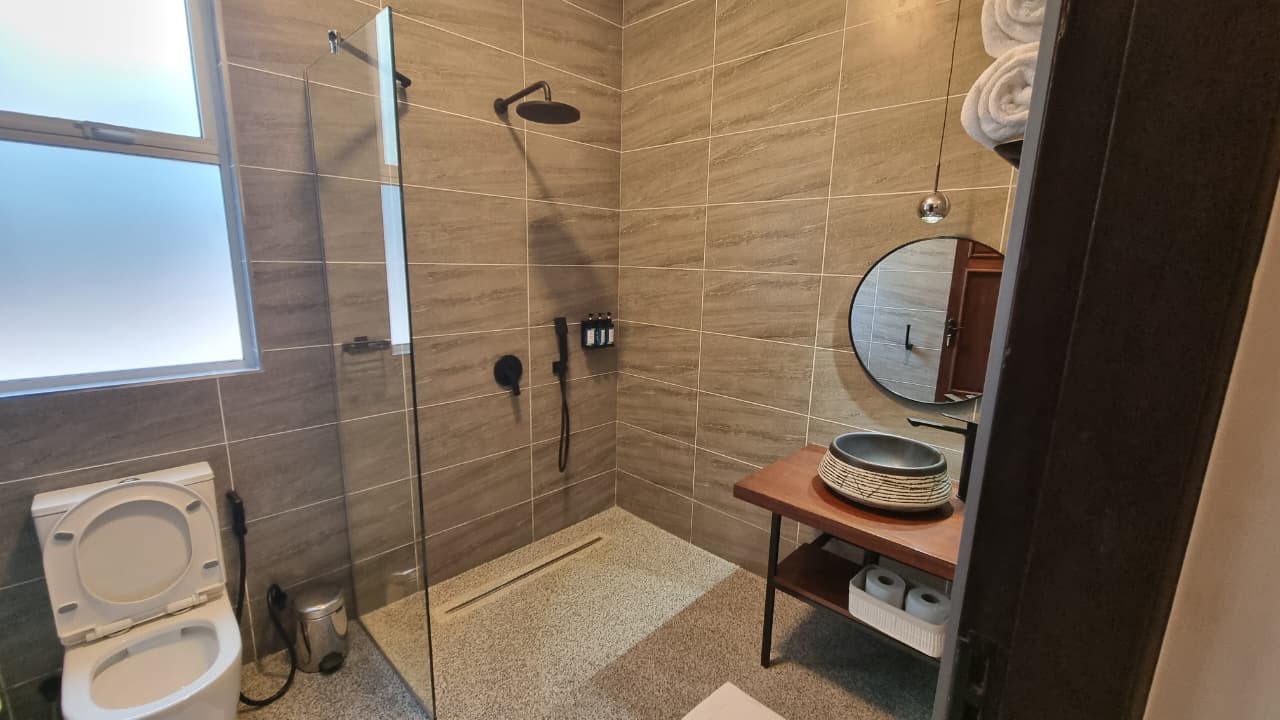Private 6 Bedroom Estate with Pool  Family & Group Retreat Near Diani Beach Image 38