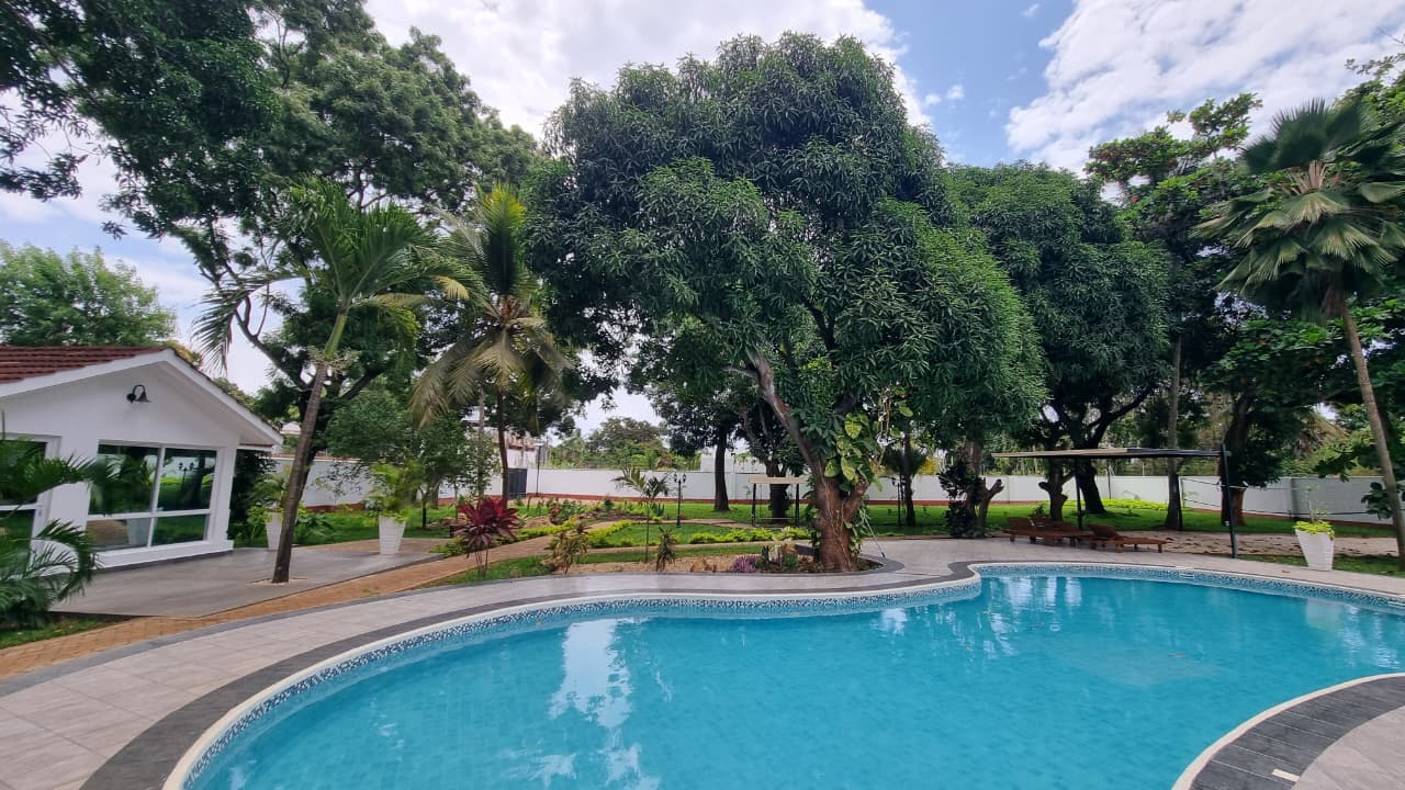 Private 6 Bedroom Estate with Pool  Family & Group Retreat Near Diani Beach Image 47