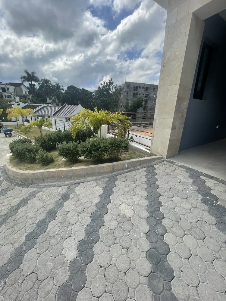 Farringdon Drive Kingston 6 Kingston  St. Andrew