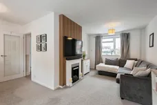 Tedder Avenue, Henlow
