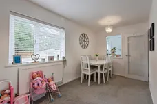 Tedder Avenue, Henlow