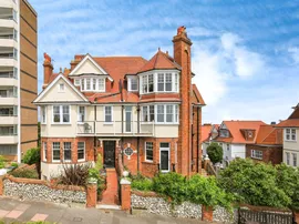 South Cliff Avenue, Eastbourne photo