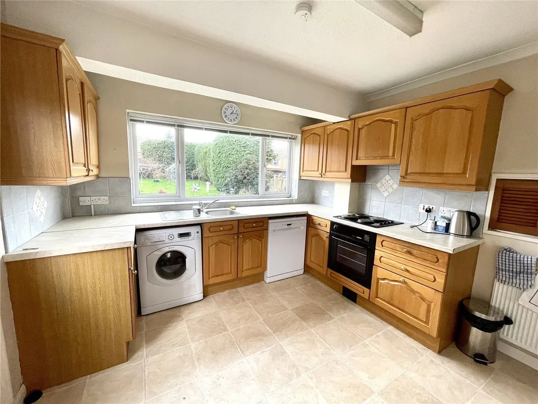 Daws Heath Road, Rayleigh, Essex, SS6