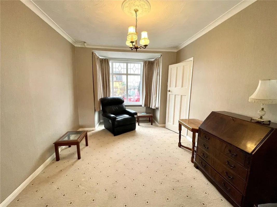Daws Heath Road, Rayleigh, Essex, SS6