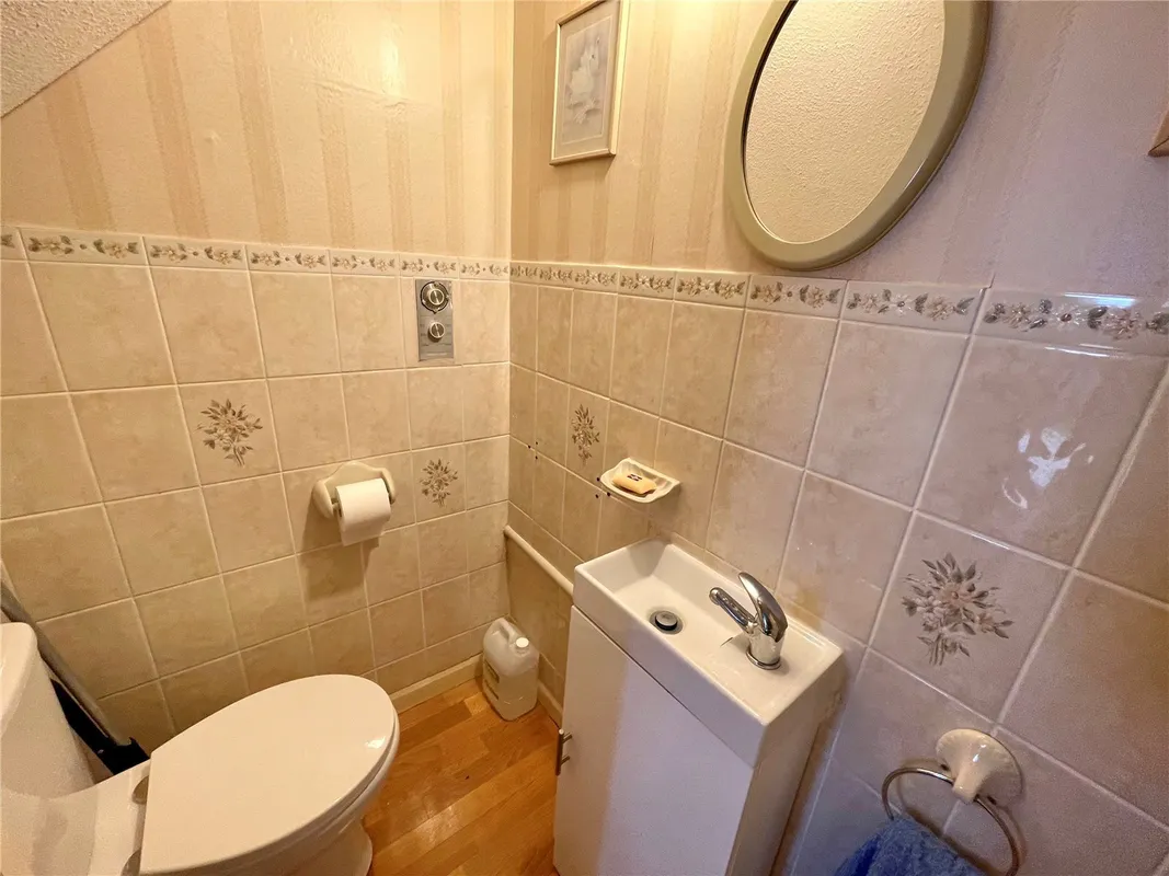 Daws Heath Road, Rayleigh, Essex, SS6