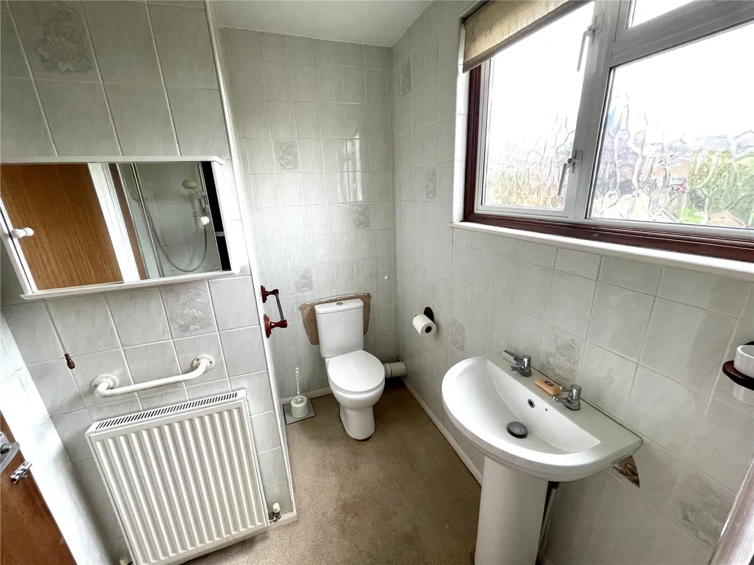 Daws Heath Road, Rayleigh, Essex, SS6