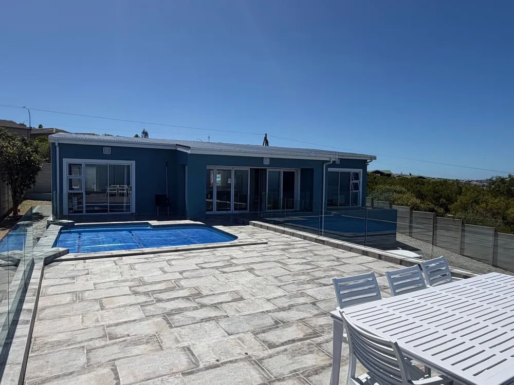 South Africa, Western Cape, Dana Bay, Nerina Road, 35